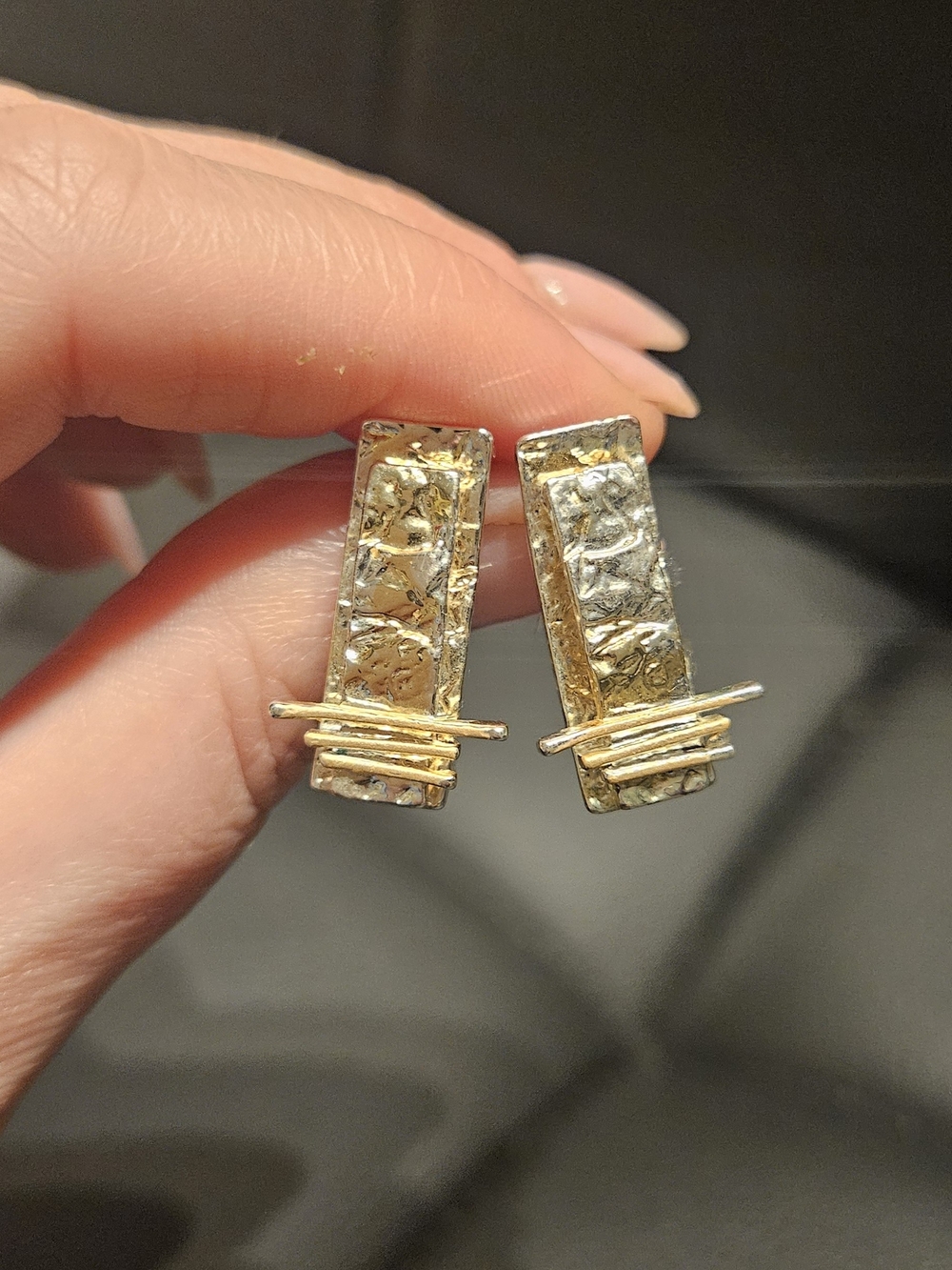 Gold-Tone Textured Bar Earrings - Unbranded